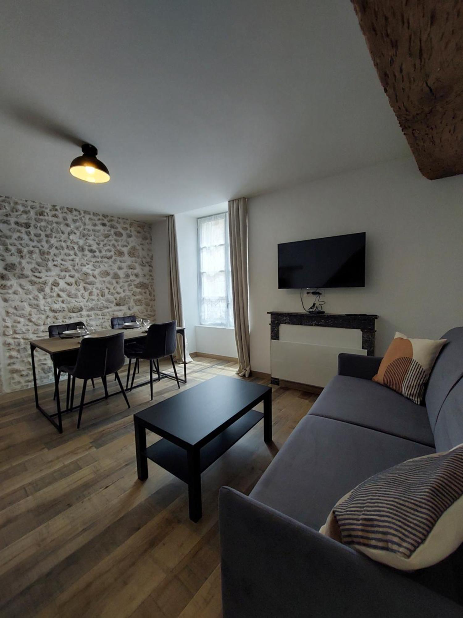 Appartements L'Hirondelle Beaugency Exterior foto